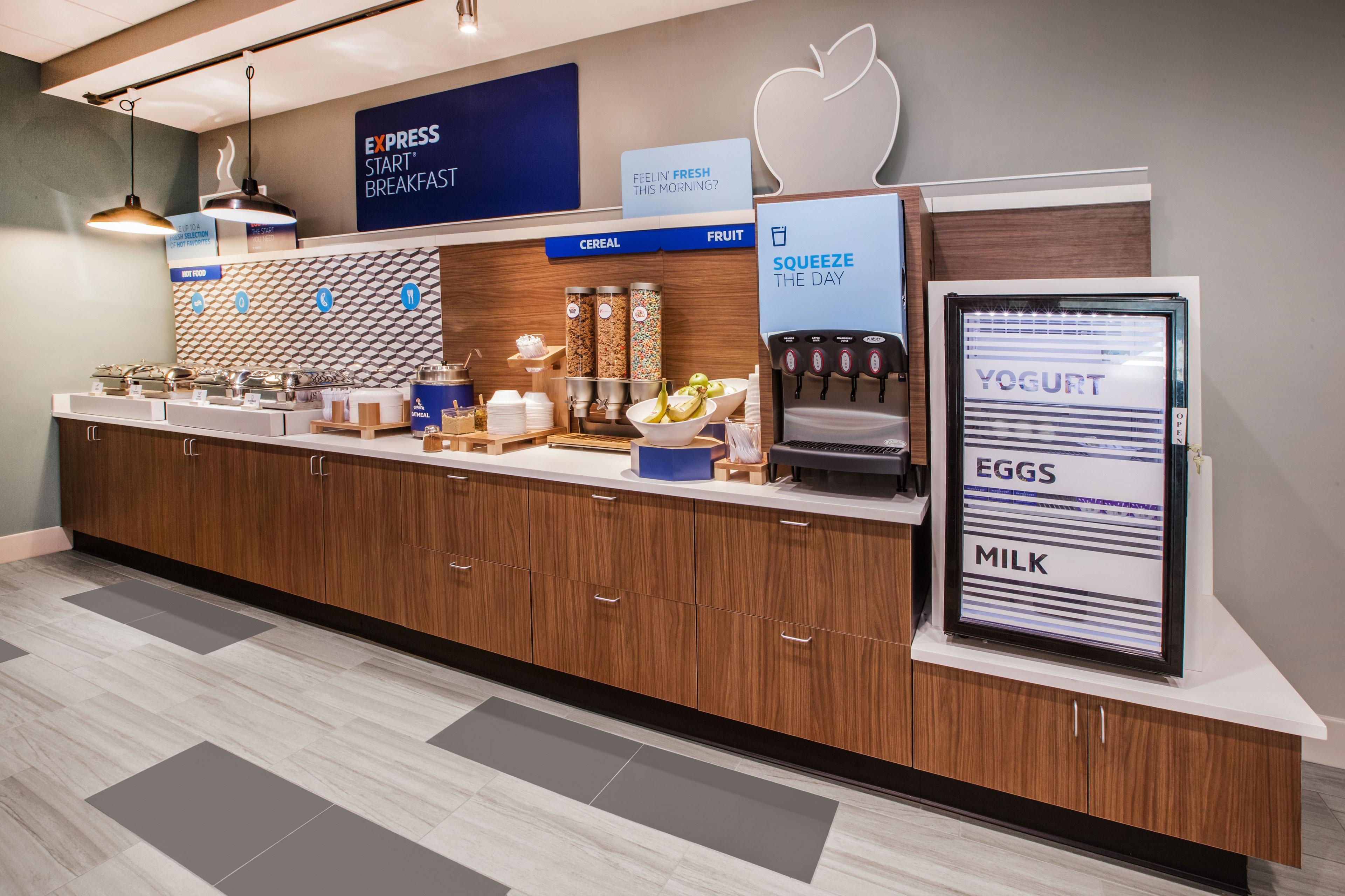 Holiday Inn Express & Suites Austin Nw - Four Points By Ihg Экстерьер фото